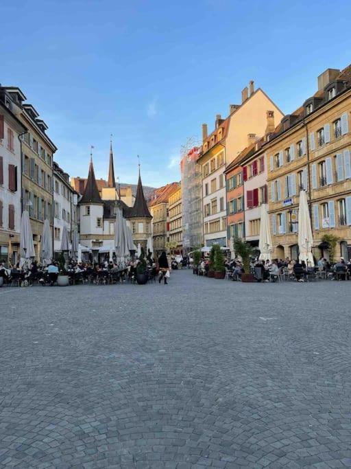 V&V Centre Neuchâtel Eksteriør billede